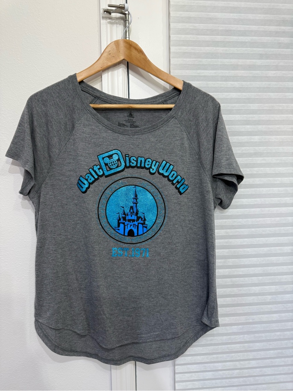 Disney Gray Short Sleeve Walt Disney World Tee with Blue Glitter Logo